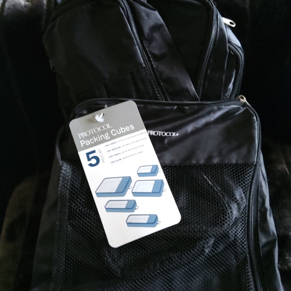 protocol Handbags - *Final* Protocol Packing Cube